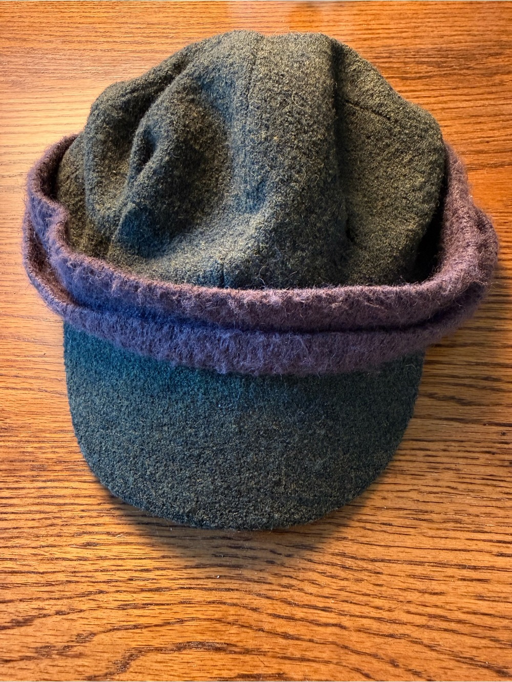 Uniqlo Wool Blend Newsboy Cap Size 5 Green Purple Brimmed Winter Hat